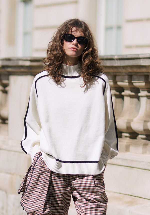 Contrast Stripe Piping Mock Neck Jumper